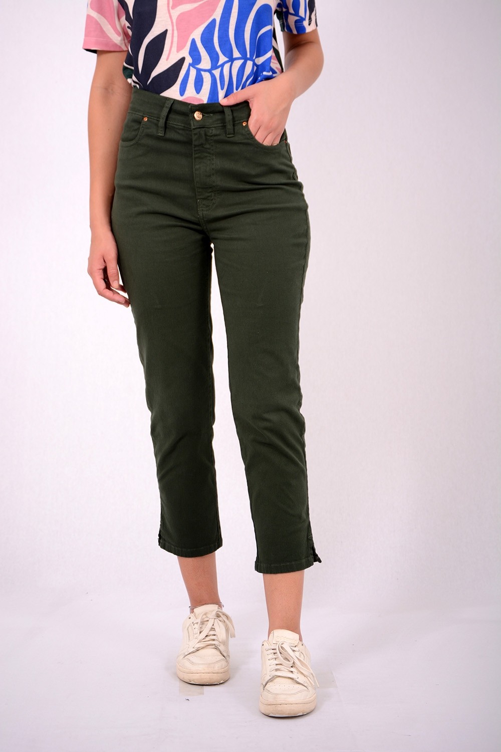 CALÇA SARJA CAPRI