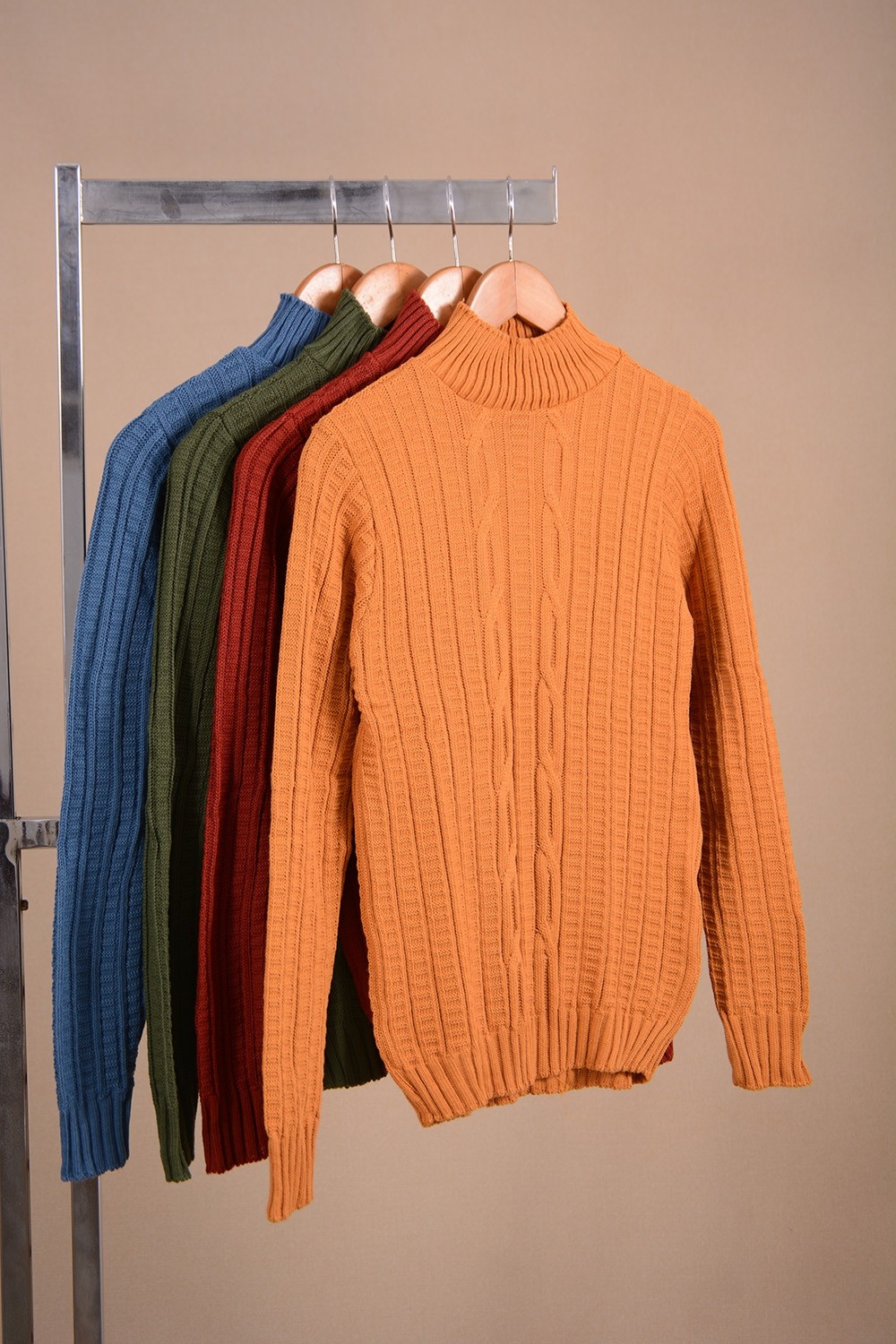 BLUSA TRICOT TIJOLINHO GOLA ALTA
