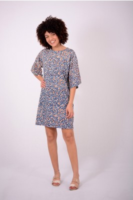 VESTIDO DE MALHA DECOTE CARECA ESTAMPA BORBOLETA
